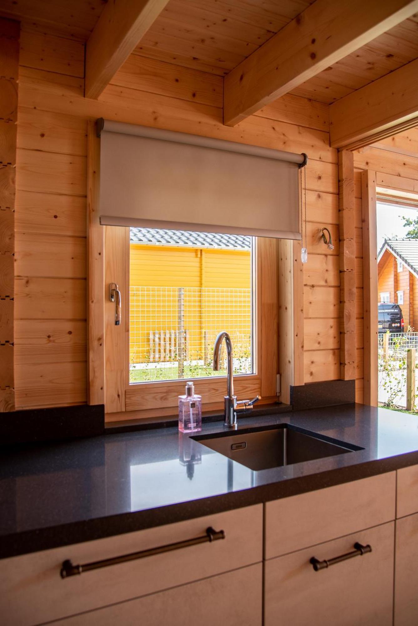 Luxe Chalets In Zeeland Aan De Kust Sint-Annaland Exterior foto