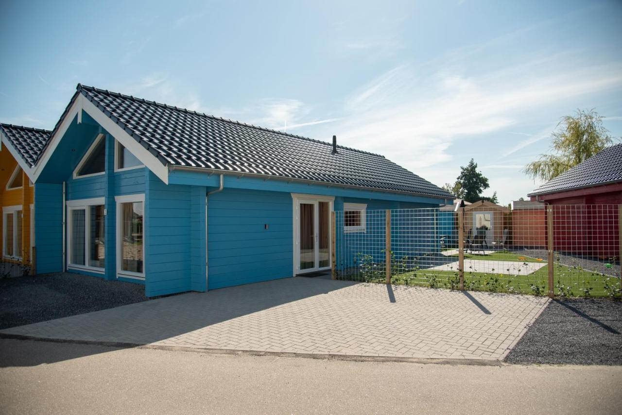Luxe Chalets In Zeeland Aan De Kust Sint-Annaland Exterior foto